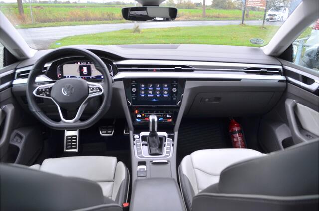 Volkswagen Arteon Shooting Brake 1.4 TSI eHybrid Panodak Trekh. Adaptieve onderstel. Adap.Cruise. Stuur en Stoelv. 360 Camera