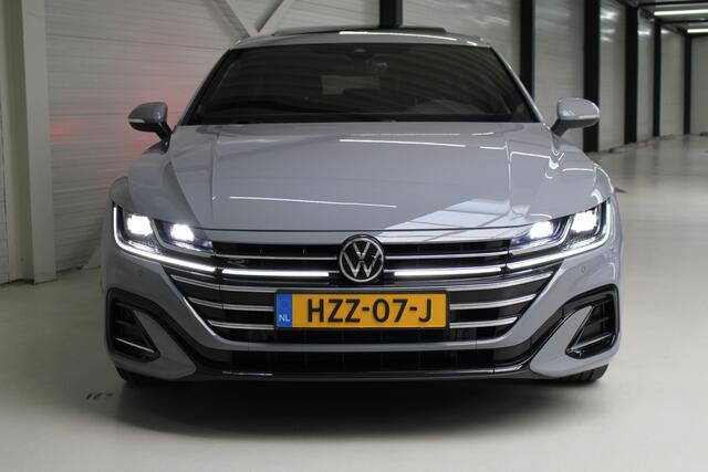 Volkswagen Arteon Shooting Brake 2.0 TSI R-Line 190PK DSG Panoramadak | Navigatie | Trekhaak | Side Assist | Camera