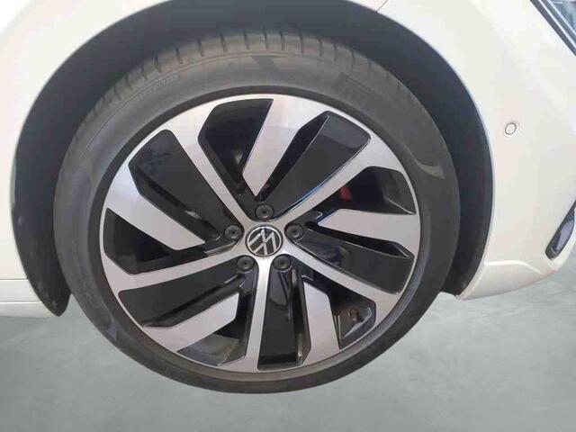 Volkswagen Arteon Shooting Brake 1.4 TSI eHybrid 218pk PHEV R-Line / Panoramadak / Trekhaak / 360 Camera / Wordt Verwacht