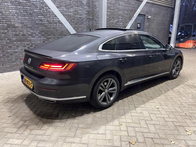 Volkswagen Arteon 1.5 TSI Business R | Schuif/kanteldak | ACC | Stoelverwarming | Getint Glas | 18 Inch