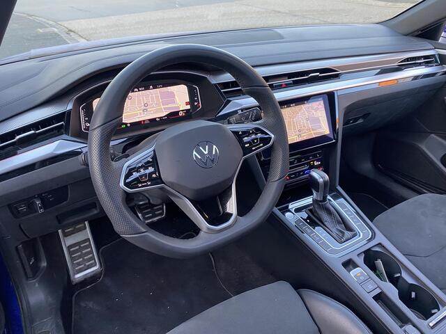 Volkswagen Arteon Shooting Brake 1.4 TSI eHybrid R-Line Business+ met o.a. panodak, Winterpakket, trekhaak, LED, sfeer, etc.