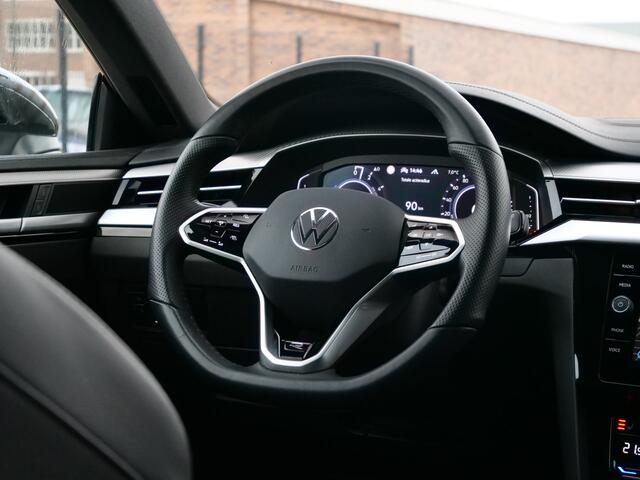 Volkswagen Arteon Shooting Brake 1.4 TSI eHybrid R-Line Business+ 218 Pk Automaat Navi / DAB / Apple Carplay / Trekhaak / Keyless / Camera