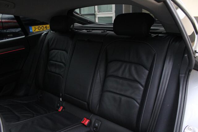 Volkswagen Arteon 2.0 TDI Elegance Panorama - Head-up - Lederen bekleding