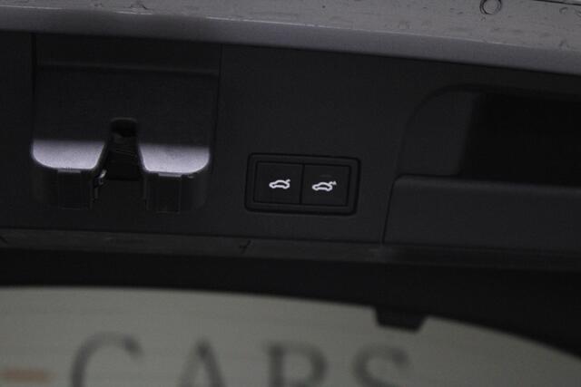 Volkswagen Arteon 2.0 TDI Elegance Panorama - Head-up - Lederen bekleding