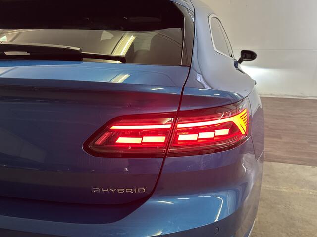 Volkswagen Arteon Shooting Brake eHYBRID 218PK DSG R-LINE BUSINESS+ TREKHAAK/360CAMERA/PANORAMADAK