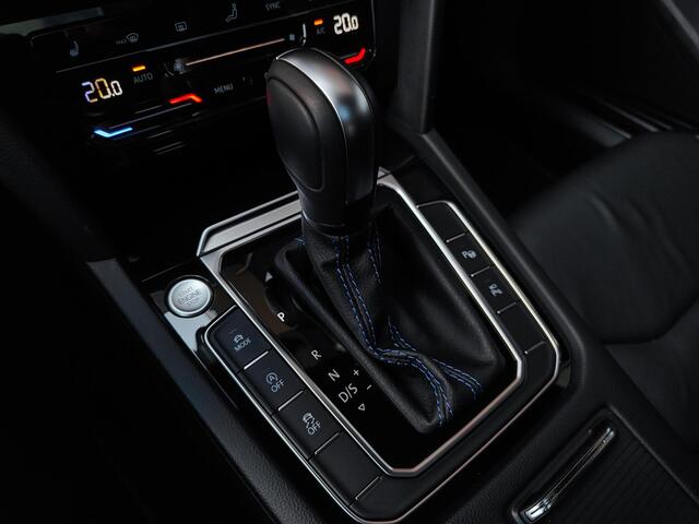 Volkswagen Arteon Shooting Brake R 2.0 TSI 320pk 4M | 20" | Pano | H/K | Topv. | Trekhaak |