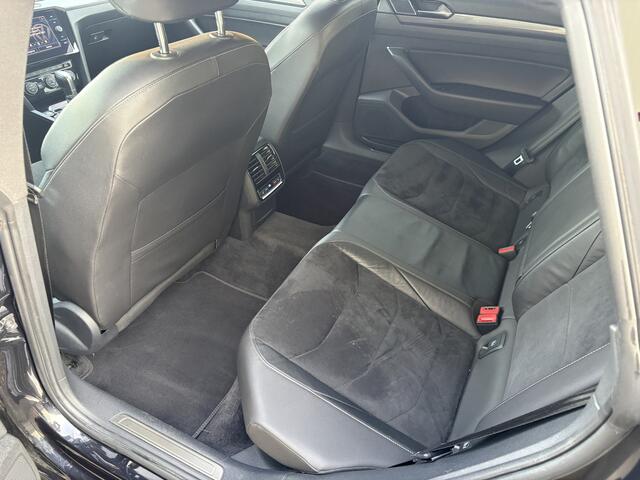 Volkswagen Arteon 2.0 TSI Business R / AUTOMAAT / NAVI / R-LINE / CRUISE