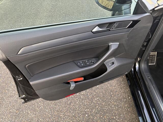 Volkswagen Arteon 2.0 TSI Business R / AUTOMAAT / NAVI / R-LINE / CRUISE