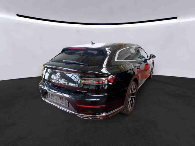 Volkswagen Arteon Shooting Brake 1.4 TSI eHybrid 218pk PHEV R-Line Business / Panoramadak / Trekhaak / Travel Assist / Wordt Verwacht