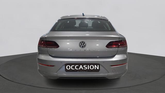 Volkswagen Arteon 1.5 TSI 150 pk TSI DSG Automaat Executive | PDC | Navi | Clima | LED | 19" velgen |