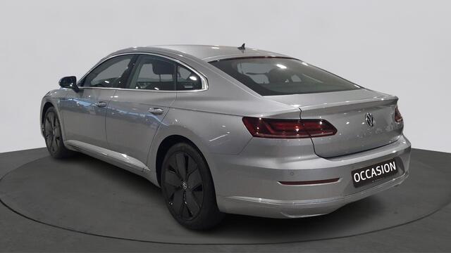 Volkswagen Arteon 1.5 TSI 150 pk TSI DSG Automaat Executive | PDC | Navi | Clima | LED | 19" velgen |