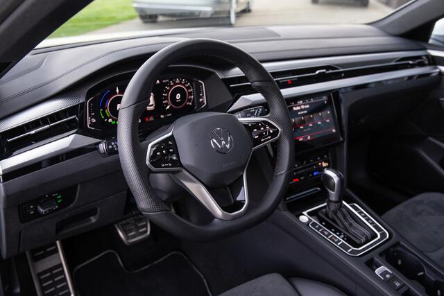 Volkswagen Arteon Shooting Brake 1.4 TSI eHybrid R-Line Business+ , Panoramadak, Trekhaak, 360°camera,