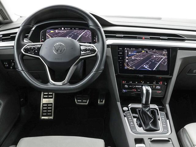 Volkswagen Arteon 1.4 TSI 218pk DSG eHybrid Elegance Business · Wegklapbare Trekhaak · Camera · Apple/Android Car Play · Dodehoek Detectie · Navigatie · 18'' Inch ·