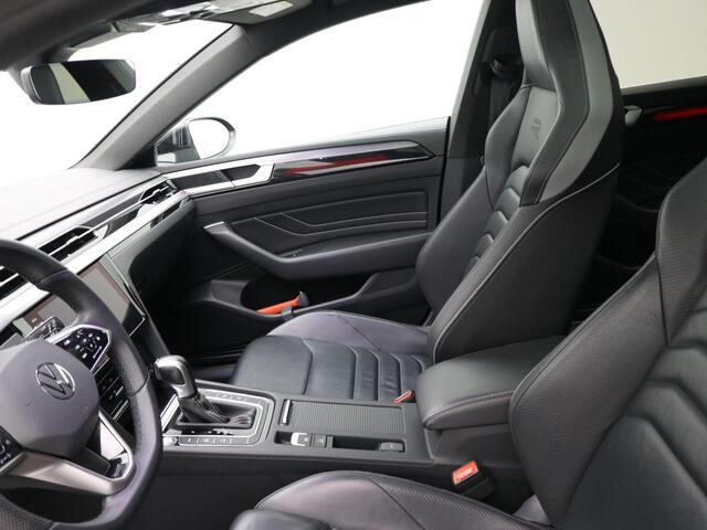 Volkswagen Arteon Shooting Brake 1.4 TSI eHybrid R-Line Business+ PHEV / Standkachel / R-Line / HUD Display / SoH 89% / Panoramadak / 360 Camera / 1600 KG Trekgewicht / Massagestoel / Elektrische Voorstoelen / Elektrische achterklep / Plug-in-Hybrid /