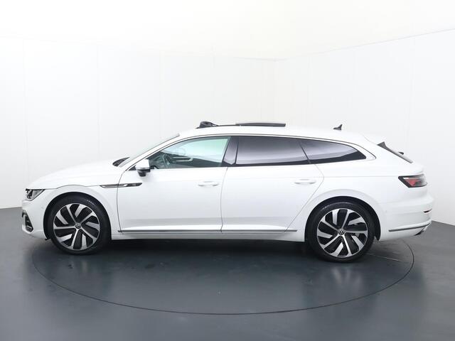 Volkswagen Arteon Shooting Brake 1.4 TSI eHybrid R-Line Business+ | 218 PK | SoH 86% | Automaat | Trekhaak | Panoramadak | Adaptive cruise control | R-Line |