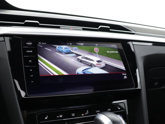 Volkswagen Arteon Shooting Break 1.4 TSI 218pk DSG eHybrid R-Line Business · Panoramadak · 360 Camera · Apple/Android Car Play · Stoel-& Stuurverwarming · 19'' Inch ·