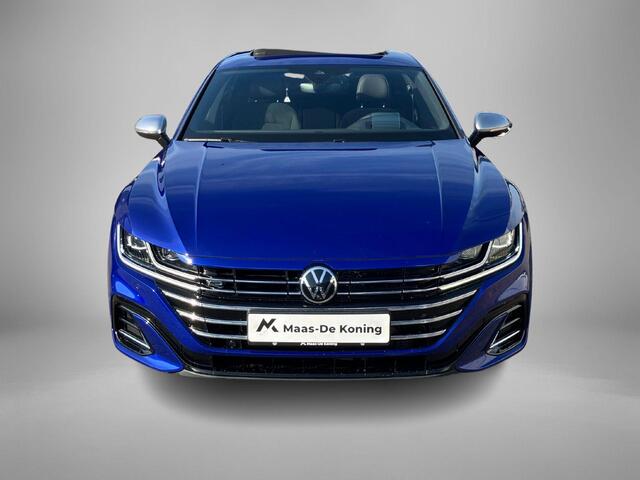 Volkswagen Arteon Shooting Brake 1.4TSIeHybrid 160kW/218PK R-Line DSG · Panoramadak · Trekhaak · 360°Camera + Parkeersensoren
