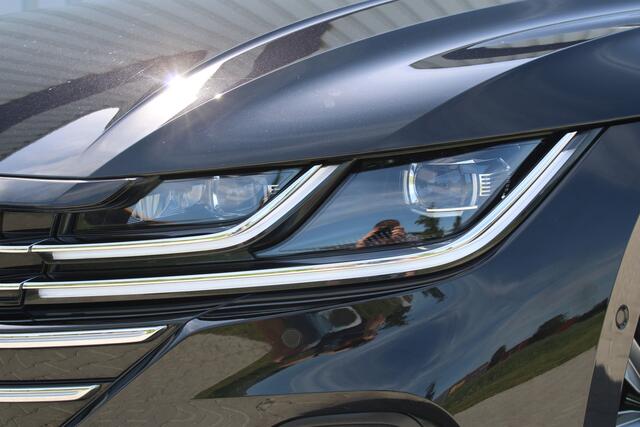 Volkswagen Arteon Shooting Brake 1.4 TSI eHybrid Elegance Business+ | Incl. 12 maanden garantie | Stoel/stuurverwarming | Head-up display | Massage stoel | Schuif/kantel dak | Apple carplay/Android auto | Climate control | Adaptieve cruise control |