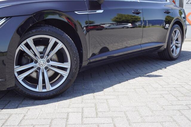 Volkswagen Arteon 2.0 TDI DSG / Navi / Camera / PDC / ACC / Side-assist/ App-connect