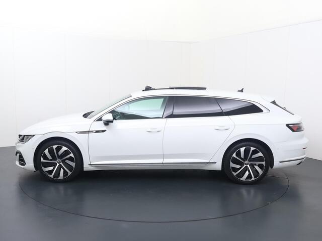Volkswagen Arteon Shooting Brake 1.4 TSI eHybrid R-Line Business+ | 218 PK | SoH 86% | Trekhaak wegklapbaar | Panoramadak | 360 graden camera | Volleder | Massagestoelen |