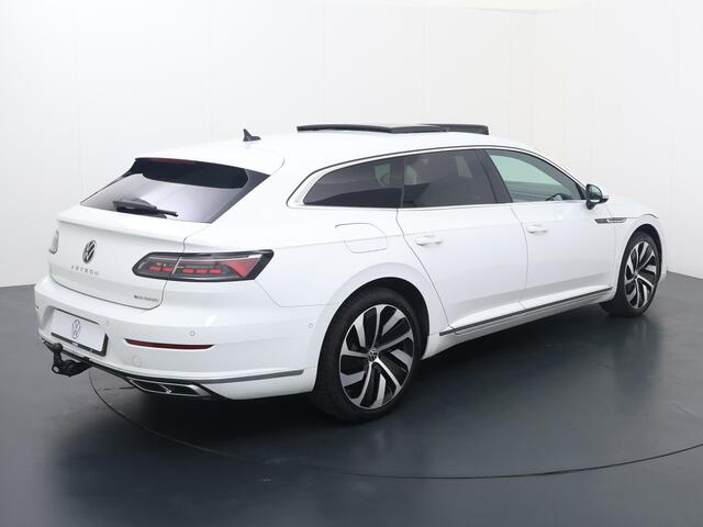 Volkswagen Arteon Shooting Brake 1.4 TSI eHybrid R-Line Business+ | 218 PK | SoH 86% | Trekhaak wegklapbaar | Panoramadak | 360 graden camera | Volleder | Massagestoelen |