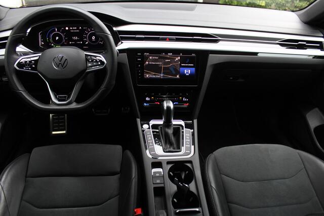 Volkswagen Arteon Shooting Brake 1.4 TSI eHybrid R-Line Business+ | SoH 99% | Incl. 12 maanden Garantie | Stoelmassage | Stoelverwarming V+A | Stuurverwarming | Keyless entry/start | Achteruitrijcamera | Adaptive cruise controle | Climate controle | Elektrische kofferbakkl