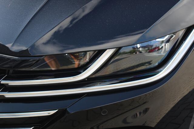 Volkswagen Arteon Shooting Brake 1.4 TSI eHybrid Elegance Business+ | Incl. 12 maanden garantie | 93% SOH | Massage stoelen | Elektrisch verstelbare stoelen | Apple Carplay/Android Auto | Stoelverwarming voor + Achter | Adaptieve Cruise | Parkeersensoren | Airco | Navigati