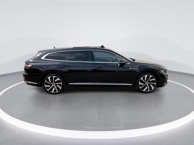 Volkswagen Arteon Shooting Brake 1.4TSIeHybrid 160kW/218PK R-Line DSG · Panoramadak · Leder/Alcantara · Camera · Apple/Android Car Play · Stoelverwarming ·