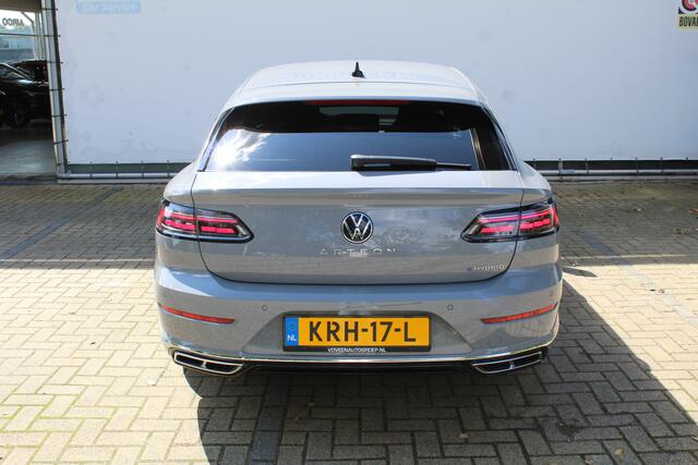 Volkswagen Arteon Shooting Brake 1.4 TSI eHybrid R-Line Business+ | Incl. 12 maanden Garantie | Elektrisch wegklapbare trekhaak | Elektrisch verstelbare stoelen met memory | Stoelmassage | Stoel/stuurverwarming | Achteruitrijcamera | Adaptive cruise controle | Apple CarPla