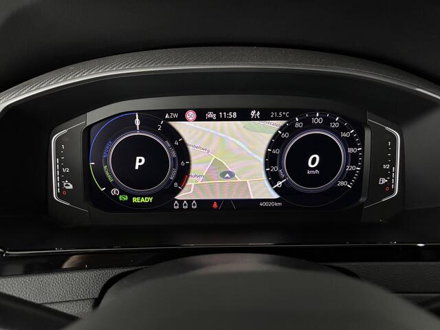 Volkswagen Arteon Shooting Brake 1.4 TSI eHybrid R-Line Business+ | TREKHAAK | STOELVERW. | CARPLAY |