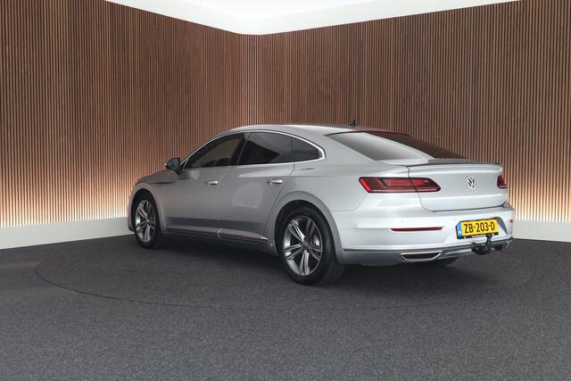 Volkswagen Arteon 1.5 TSI 150pk DSG 2x R-Line Trekhaak Stoelverwarming Keyless Virtual Cockpit Navigatie
