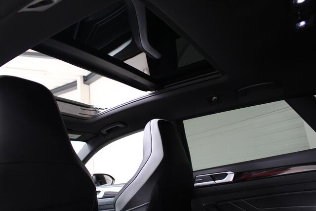 Volkswagen Arteon Shooting Brake 2.0 TSI R-Line Panoramadak | Leder | DCC | IQ-Light | 20" Nashville velgen | Harman Kardon Audio