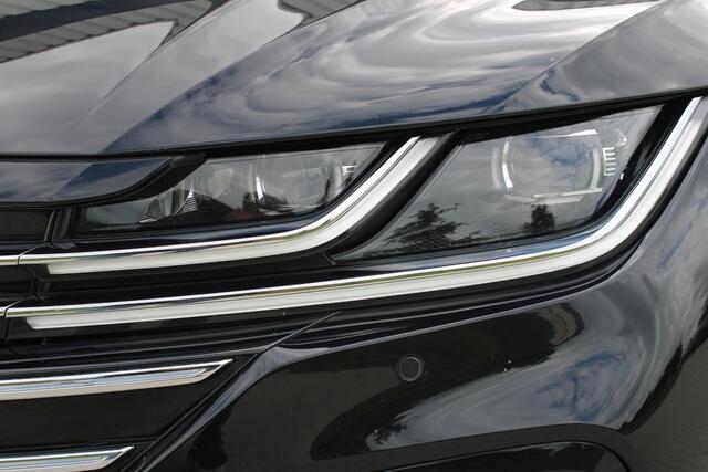 Volkswagen Arteon Shooting Brake 2.0 TSI R-Line Business+ | Incl. 12 maanden garantie | Adaptieve cruise control | Schuif/kantel dak | Apple carplay/Android auto | Climate control | Stoelverwarming Voor + Achter |
