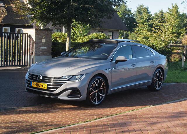 Volkswagen Arteon 1.4 TSI eHybrid R-Line Business+ | Panoramadak | Trekhaak | Camera | Sfeerverlichting | Estoril R-Line 20 inch | NL-Auto |
