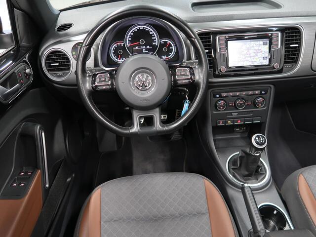 Volkswagen BEETLE (NEW) Cabriolet 1.2 TSI Allstar Airco-ecc Half leer Navigatie Camera Stoelverwarming Cruise control Boekjes Bluetooth 18 inch Sportvelgen PDC Windscherm Afdekhoes Nieuwstaat