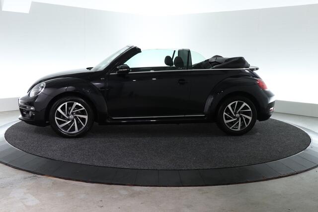Volkswagen BEETLE (NEW) Cabriolet | 1.2 TSI Exclusive Series | CARPLAY | AIRCO | STOELVERW. |