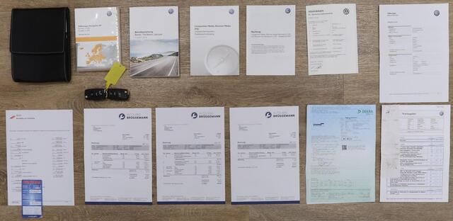 Volkswagen BEETLE (NEW) 1.2 TSI Design 2018 Airco-ecc Navigatie App connect Stoelverwarming 18 inch Disc LED Chroompakket Boekjes aanwezig Windscherm Zeer nette auto Lage km.stand