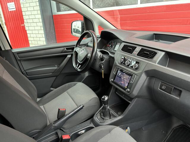Volkswagen CADDY 2.0 TDI L1H1 BMT Highline TREKHAAK / CARPLAY / NAVI / AIRCO / PDC / BLUETOOTH / CRUISE / NL-AUTO