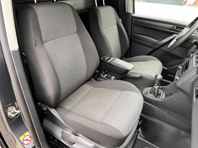 Volkswagen CADDY 2.0 TDI L1H1 75pk Airco Schuifdeur Telefoon verbinding 1e eigenaar Euro 6 bpm vrij voor particulier gebruik !!