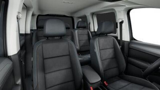 Volkswagen CADDY Bedrijfswagens Combi Style 1.5 eHybrid EU6 115 PK Automaat 5-persoons! RIJKLAARPRIJS | VOORRAAD!!