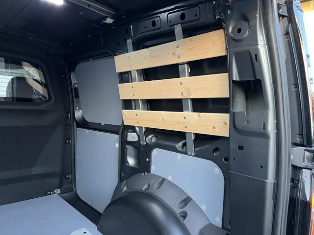 Volkswagen CADDY Cargo 2.0 TDI DSG Style 75-Jahre Edition