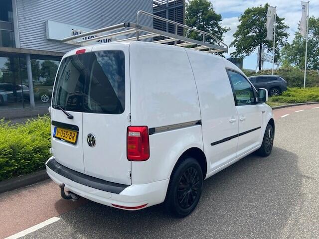Volkswagen CADDY 2.0 TDI L1H1 BMT Trendline / navigatie / bumpers in kleur