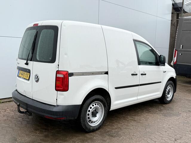 Volkswagen CADDY 1.2 TSI 84pk **Benzine/Petrol** L1H1 Airco Trekhaak APK 15-04-2027