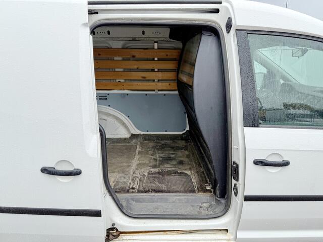 Volkswagen CADDY 1.2 TSI 84pk **Benzine/Petrol** L1H1 Airco Trekhaak APK 15-04-2027