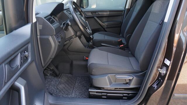 Volkswagen CADDY 2.0 TDI 75pk L1H1 Exclusive Edition LED/Xenon 17inch Trekhaak Navi Adaptive Cruise *NL auto* 53248km! *Chestnut Brown Metallic*