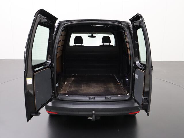Volkswagen CADDY 2.0TDI BMT Comfortline | Navigatie | Airco | Trekhaak | Betimmering