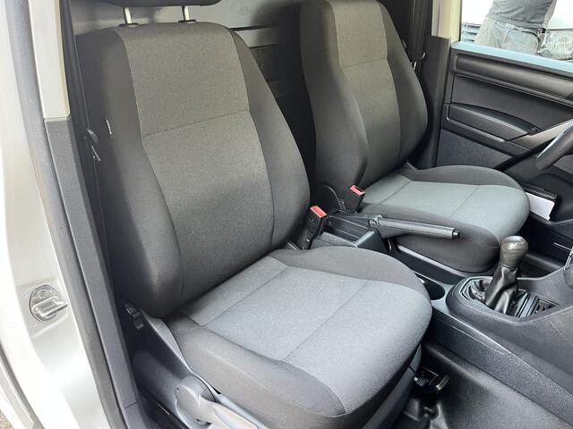 Volkswagen CADDY 2.0 TDI L1H1 Airco Trekhaak 1500kg trekgewicht Telefoon verbinding kastinrichting Ladekasten 1e eigenaar 2-Persoons Euro 6