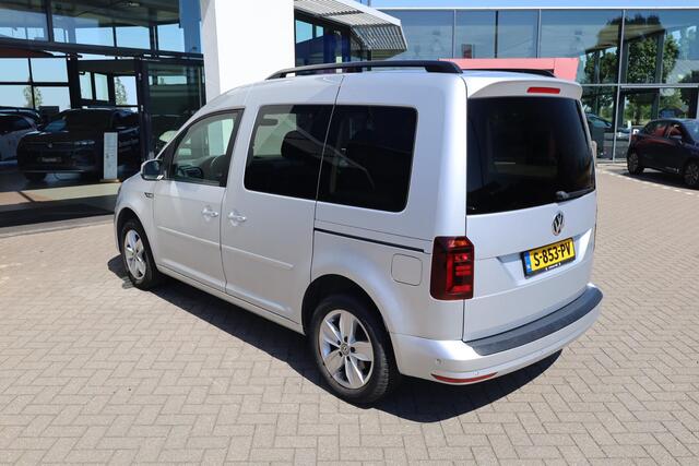 Volkswagen CADDY 1.4 TSI Highline achteruitrijcamera Bumpers in kleur, Xenon, 2x schuifdeuren (links en rechts), blanke rail, LMV, parkeersensoren voor en achter (pdc),navigatie, ECC, verwarmbare voorstoelen park assist privacy glas door ons geleverd en onderhouden