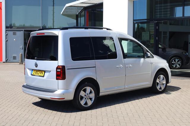 Volkswagen CADDY 1.4 TSI Highline achteruitrijcamera Bumpers in kleur, Xenon, 2x schuifdeuren (links en rechts), blanke rail, LMV, parkeersensoren voor en achter (pdc),navigatie, ECC, verwarmbare voorstoelen park assist privacy glas door ons geleverd en onderhouden