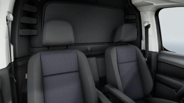 Volkswagen CADDY Cargo 2.0 TDI 90kW 122PK Style DSG rijdende demo, kilometerstand loopt op binnenzijde laadruimte is betimmerd